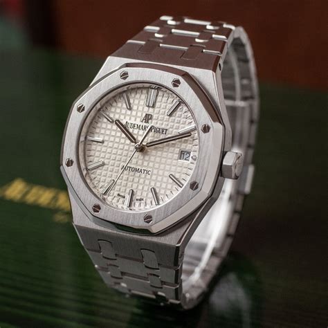 audemars piguet royal oak stainless steel strap white dial|audemars piguet hornback strap.